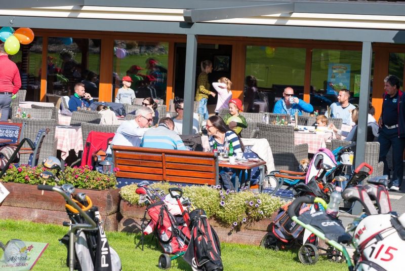 Young Stars golf cup