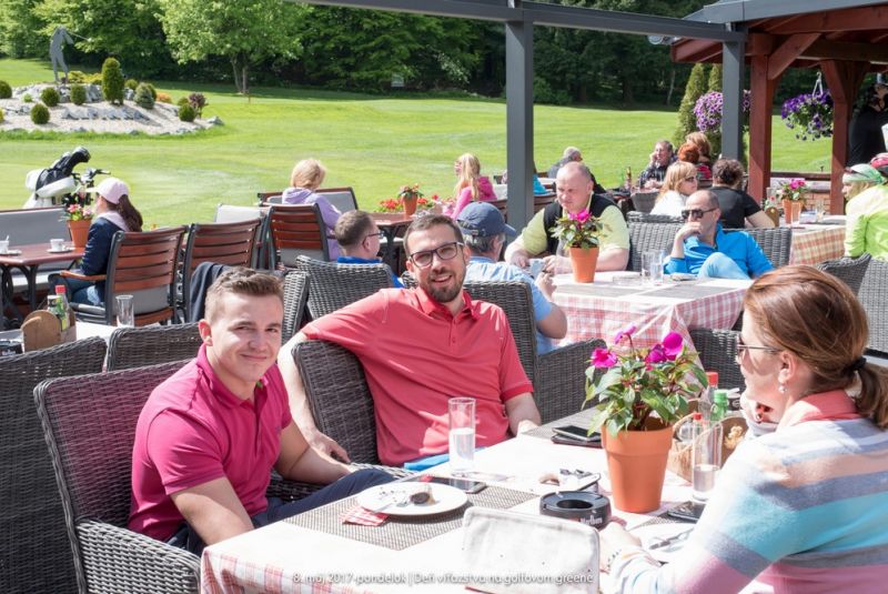 Deň víťazstva na golfovom greene