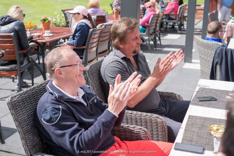 Deň víťazstva na golfovom greene