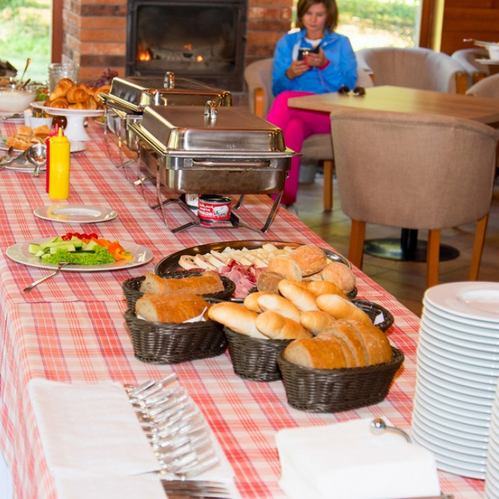 Pilous Wood golf cup
