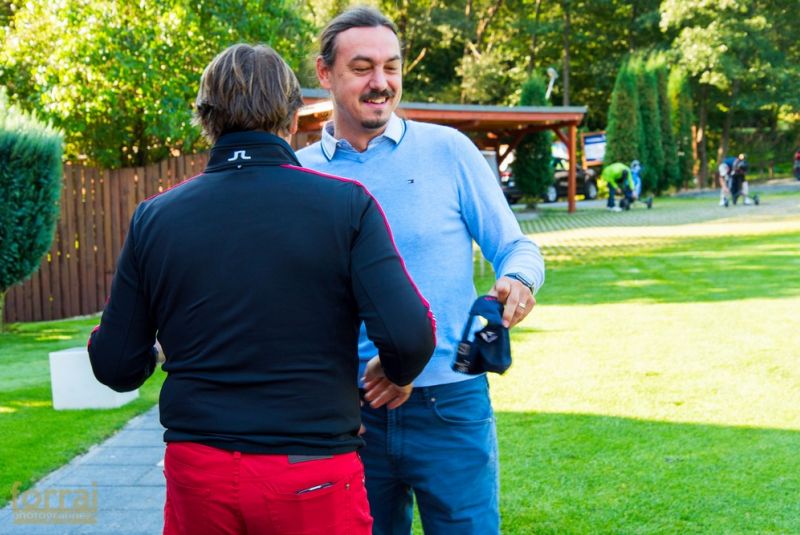 Pilous Wood golf cup