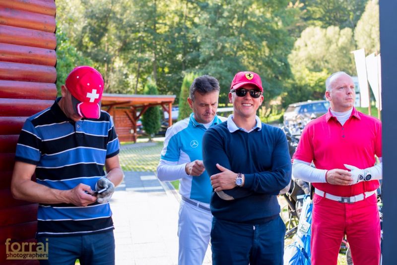 Pilous Wood golf cup