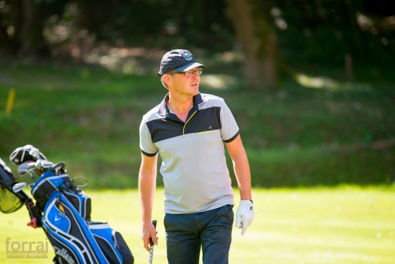 Pilous Wood golf cup