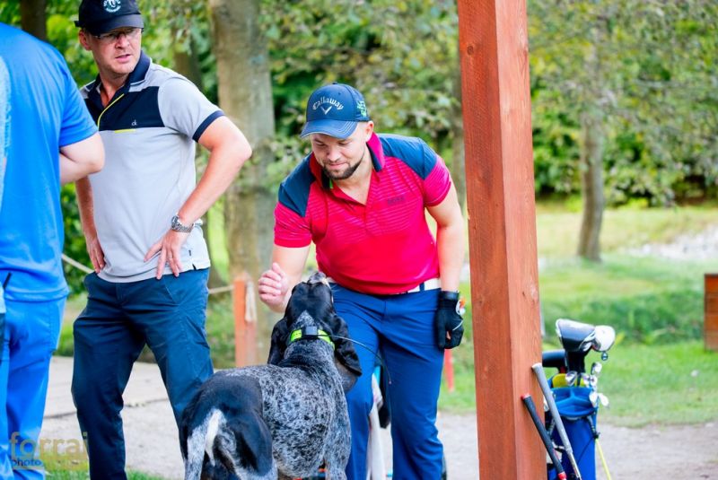 Pilous Wood golf cup