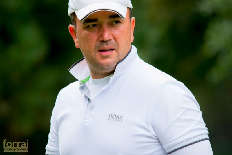 Pilous Wood golf cup