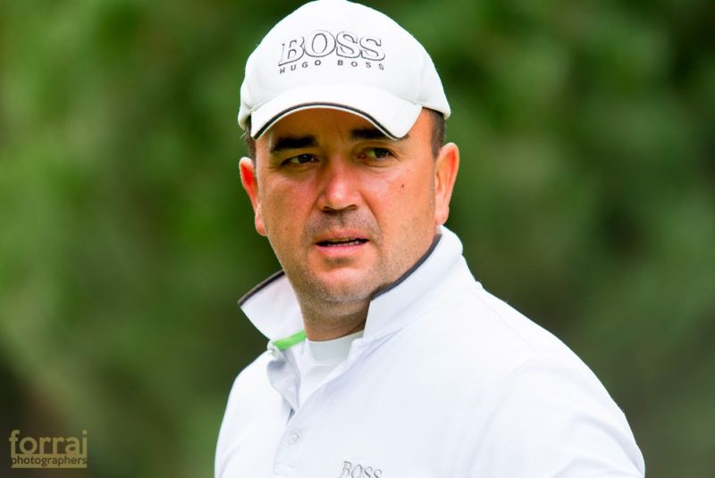 Pilous Wood golf cup