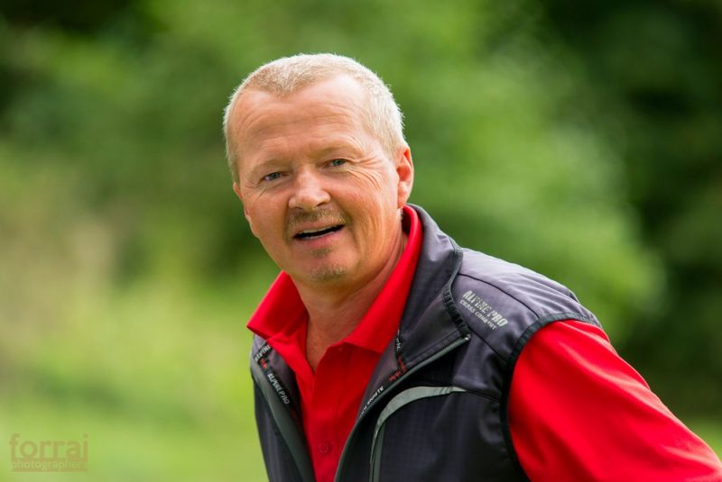 Pilous Wood golf cup