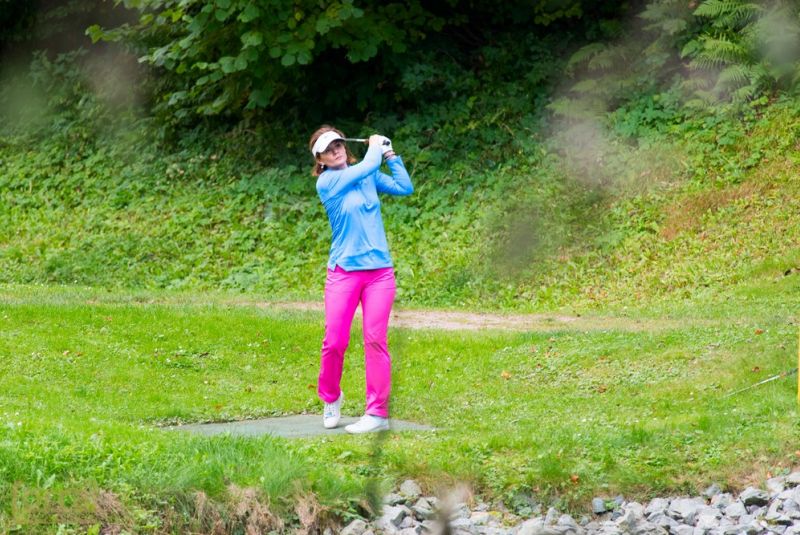 Pilous Wood golf cup