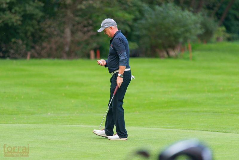 Pilous Wood golf cup