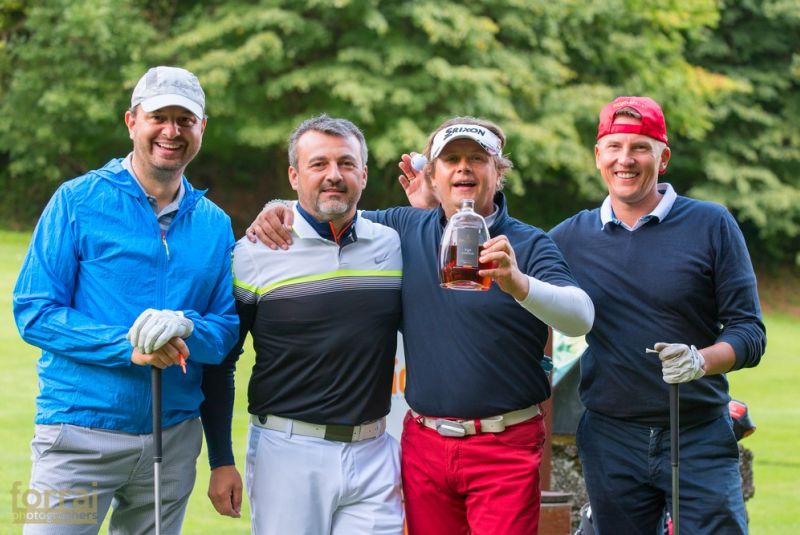 Pilous Wood golf cup
