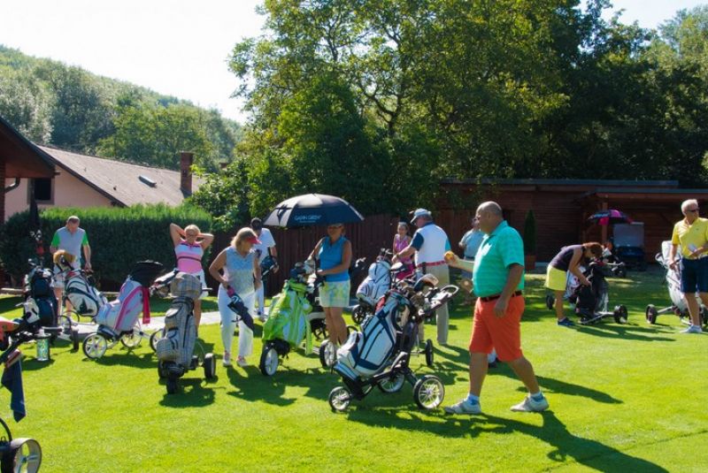 SWAM WIVI Golf Cup