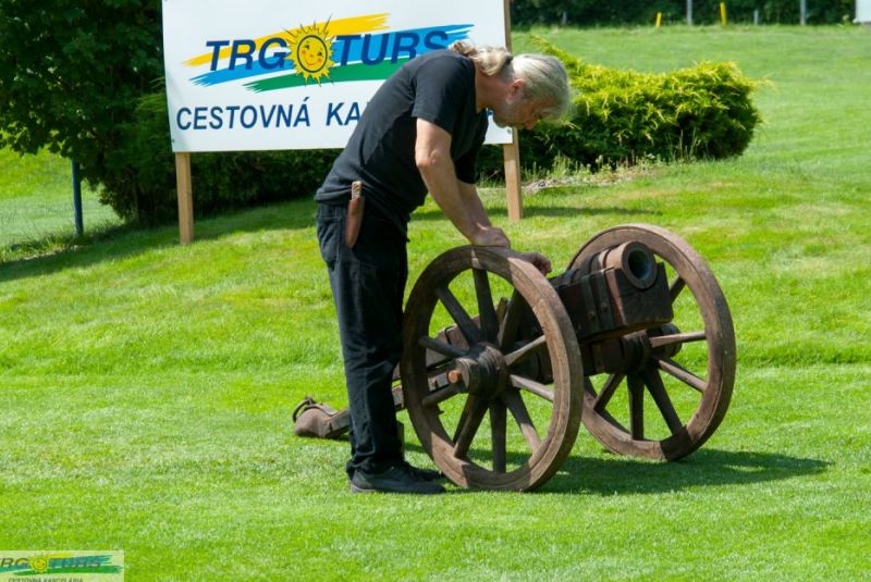 TRGOTURS Golf Cup