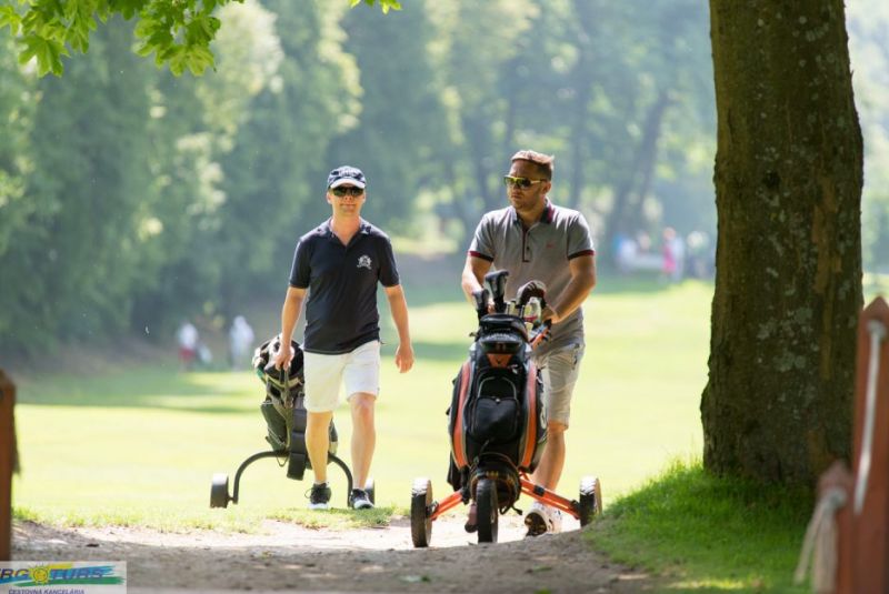 TRGOTURS Golf Cup