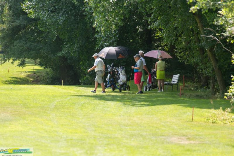 TRGOTURS Golf Cup
