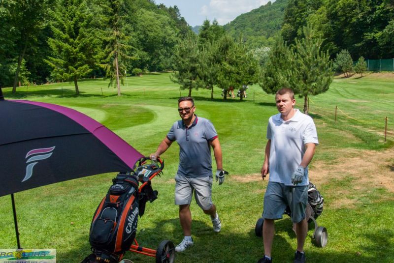 TRGOTURS Golf Cup