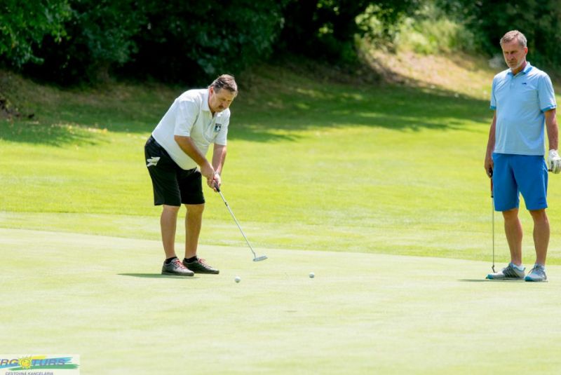 TRGOTURS Golf Cup