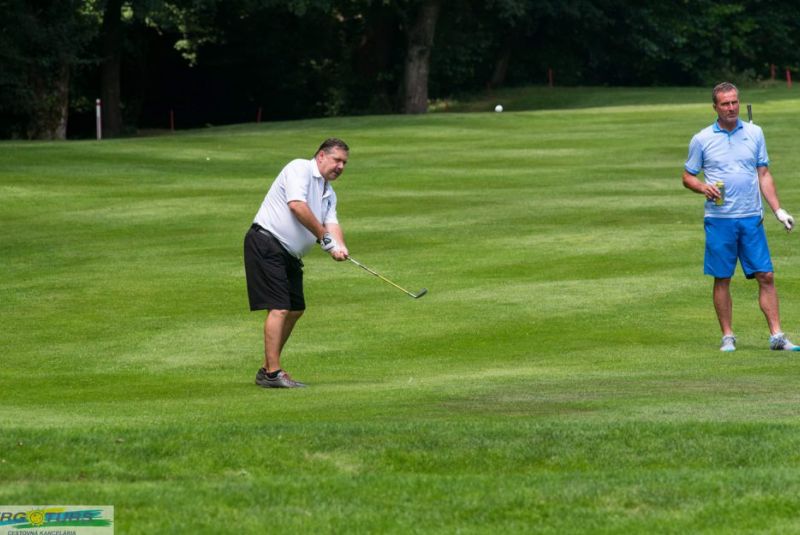 TRGOTURS Golf Cup