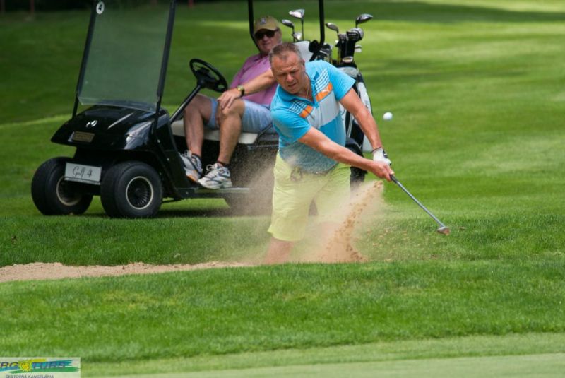 TRGOTURS Golf Cup