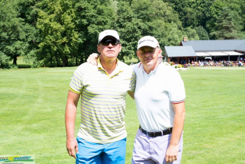 TRGOTURS Golf Cup