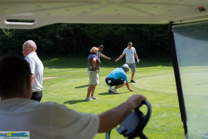 TRGOTURS Golf Cup