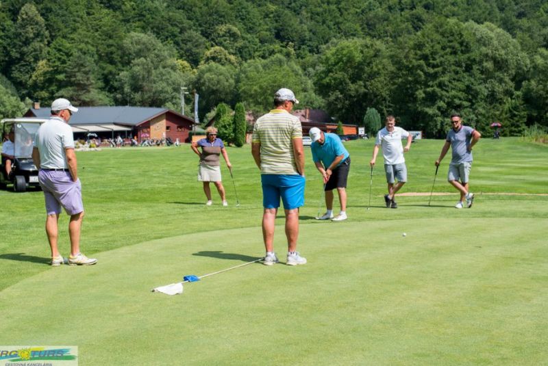 TRGOTURS Golf Cup