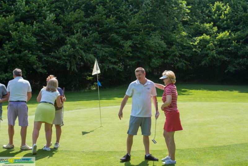 TRGOTURS Golf Cup