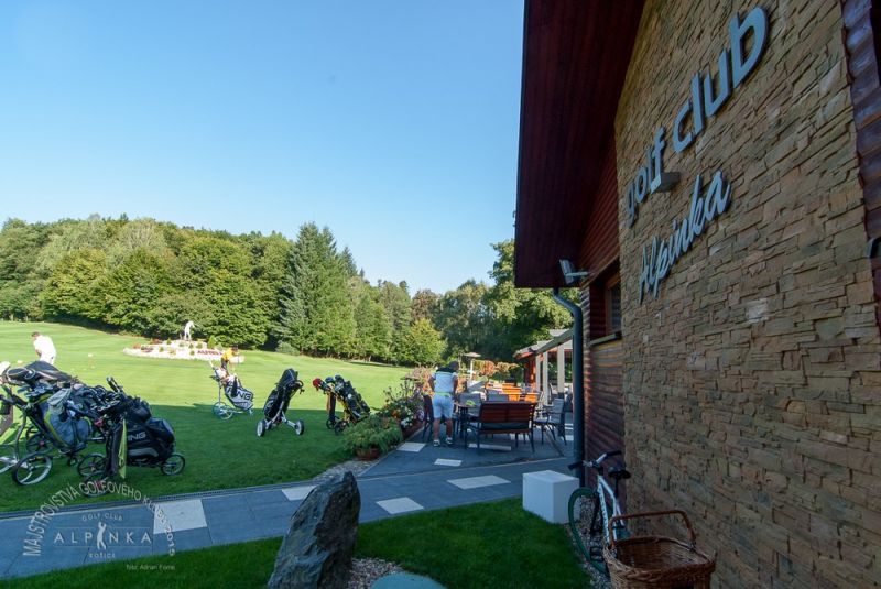 Majstrovstvá golfového klubu Alpinka 2015