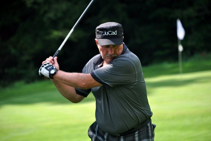 AEGON Golf & Hot Chilly poker