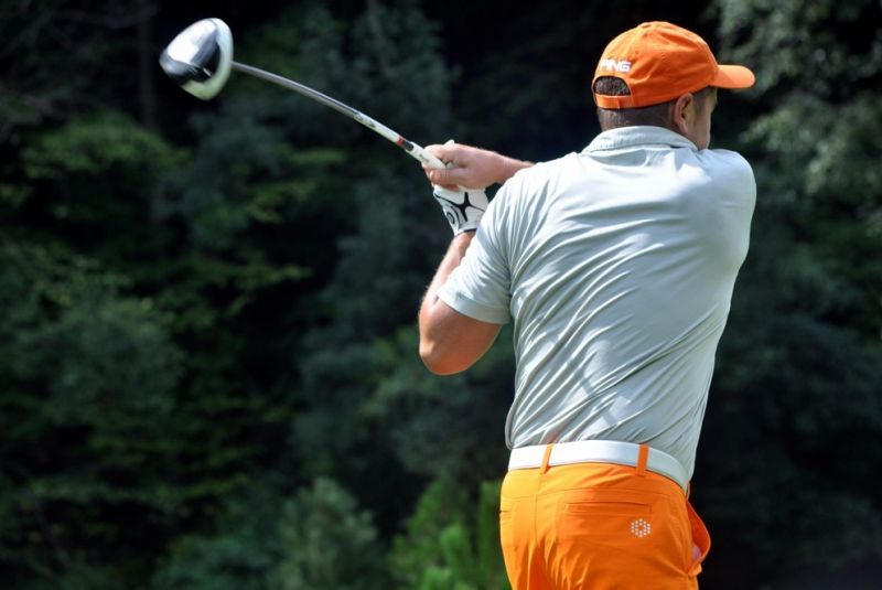 AEGON Golf & Hot Chilly poker
