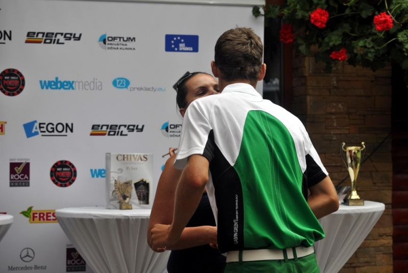 AEGON Golf & Hot Chilly poker
