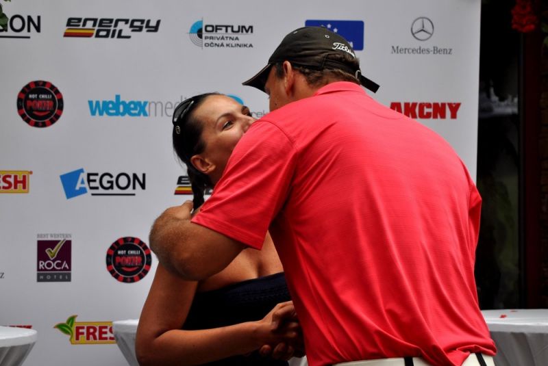 AEGON Golf & Hot Chilly poker