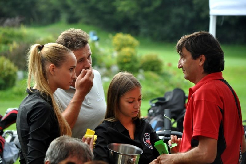 AEGON Golf & Hot Chilly poker