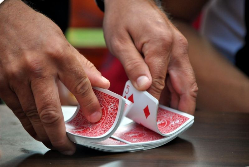 AEGON Golf & Hot Chilly poker