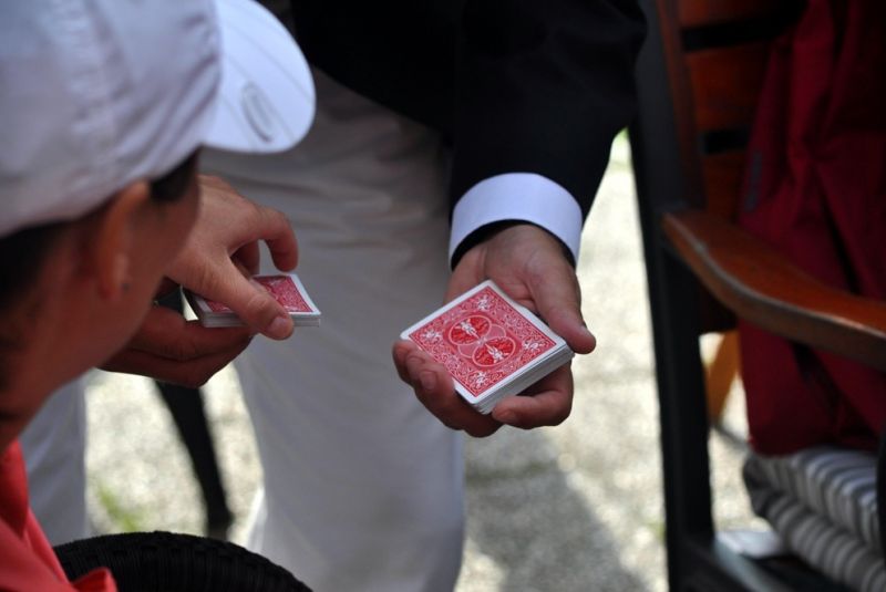 AEGON Golf & Hot Chilly poker