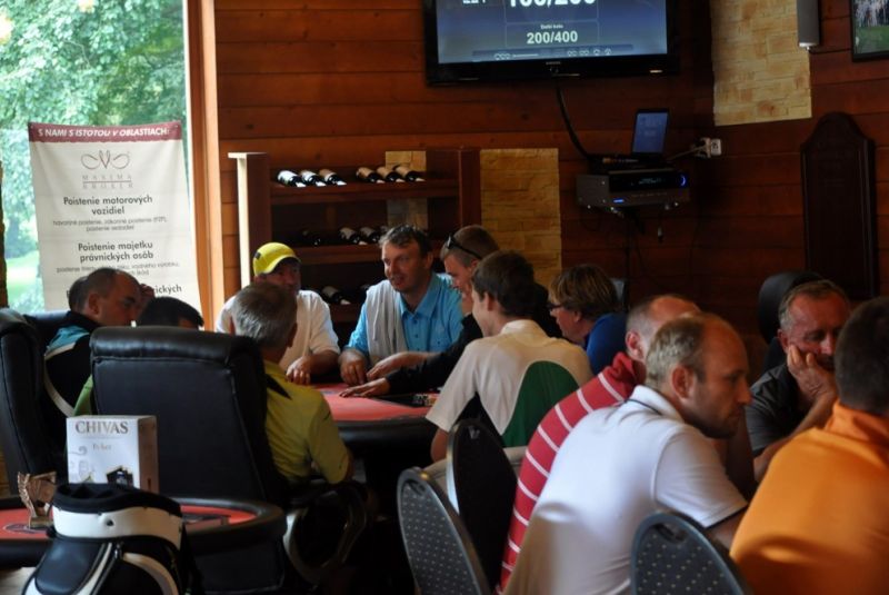 AEGON Golf & Hot Chilly poker