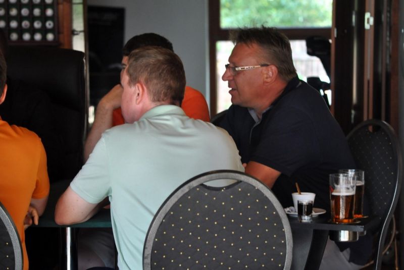 AEGON Golf & Hot Chilly poker