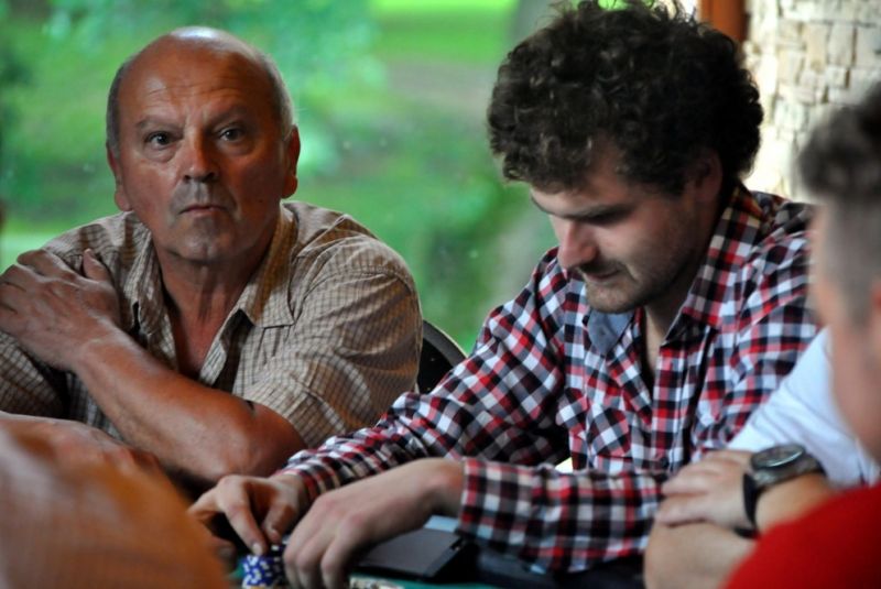 AEGON Golf & Hot Chilly poker