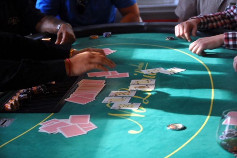 AEGON Golf & Hot Chilly poker