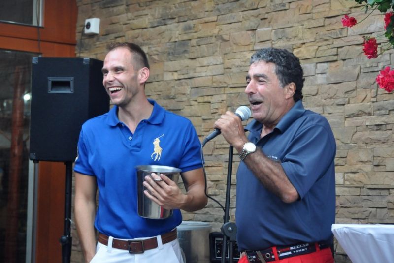 AEGON Golf & Hot Chilly poker
