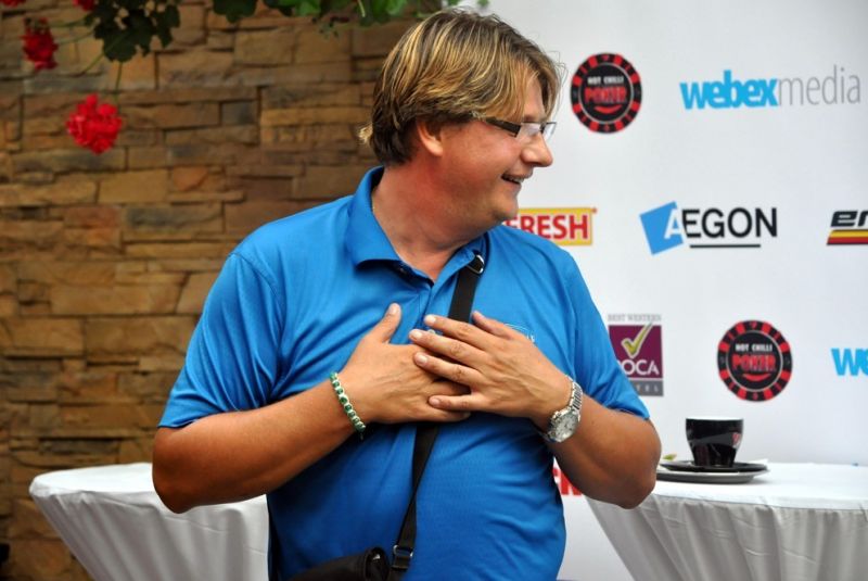 AEGON Golf & Hot Chilly poker