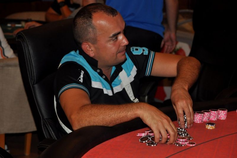 AEGON Golf & Hot Chilly poker