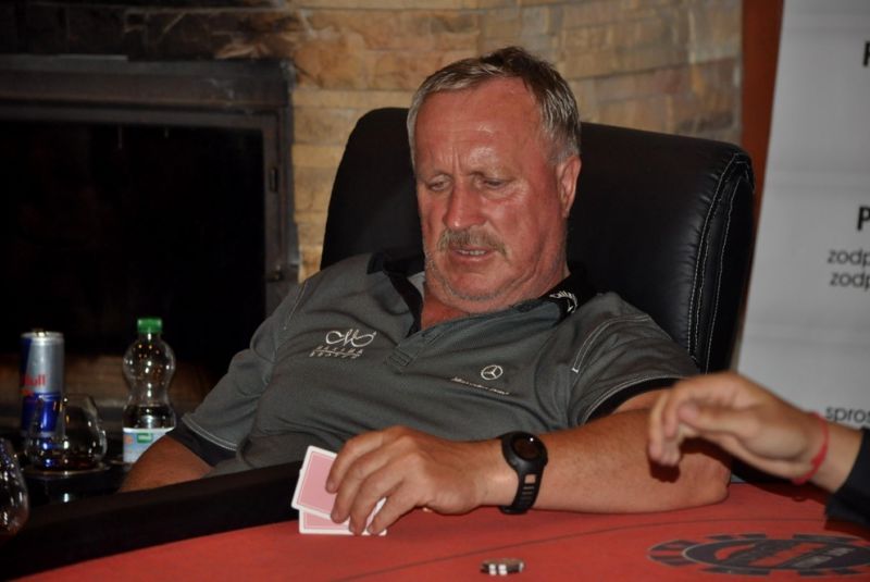 AEGON Golf & Hot Chilly poker