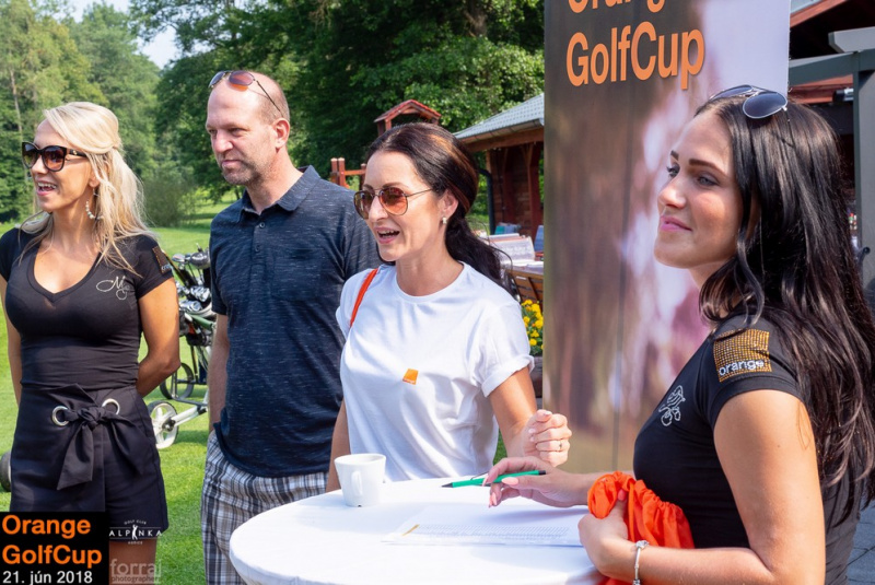Orange Golf Cup