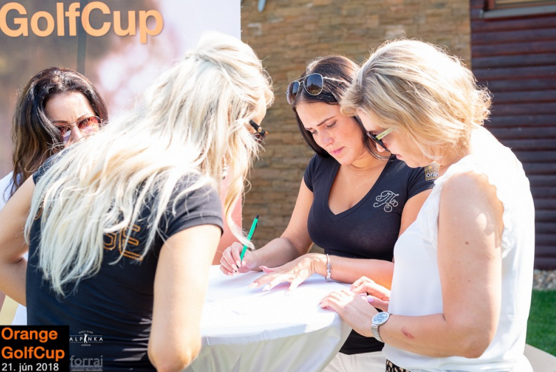 Orange Golf Cup