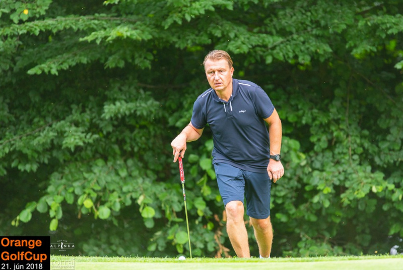 Orange Golf Cup