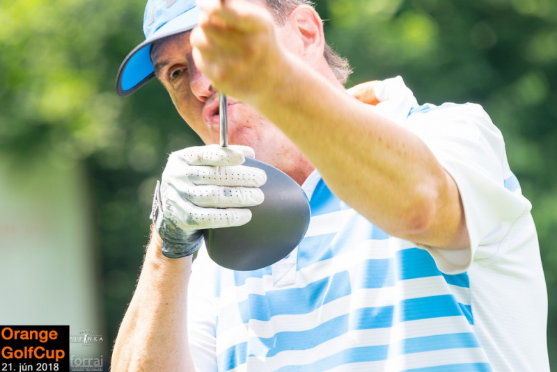 Orange Golf Cup